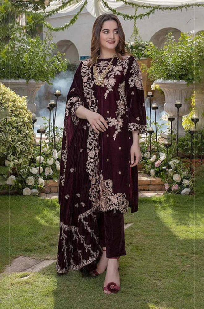 Velvet-3pc Embroidered with Velvet Embroidered Dupatta-955