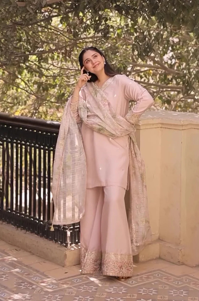 Lawn-3PC Embroidered Shirt with Digital Printed Jacquard Dupatta-1422