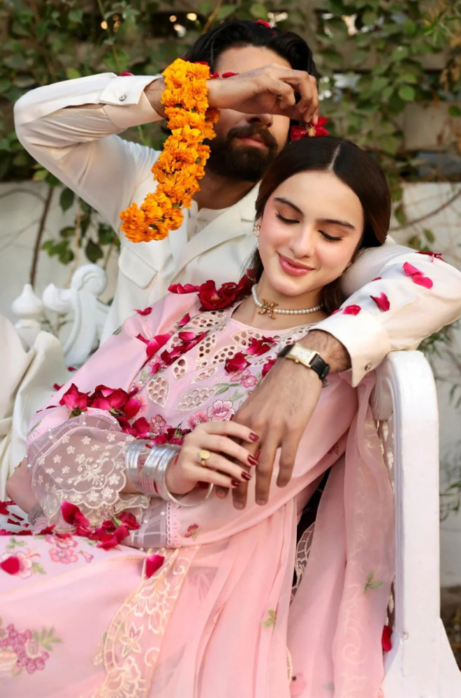 Lawn-3PC Embroidered Shirt with Organza Embroidered Dupatta- 1367