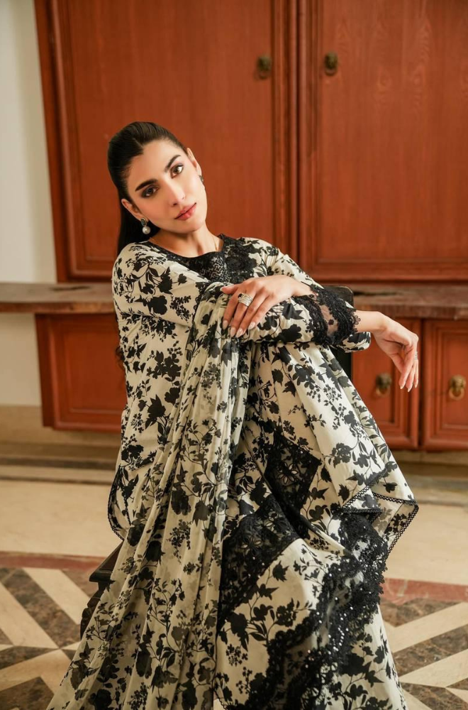 Karandi-3PC Digital Printed Shirt with Karandi Digital Printed Dupatta -1716