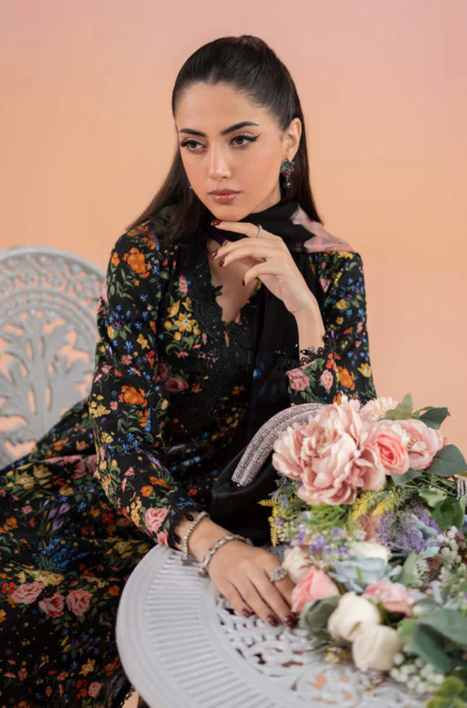 Karandi-3PC Embroidered Shirt with Karandi Printed Dupatta -3434