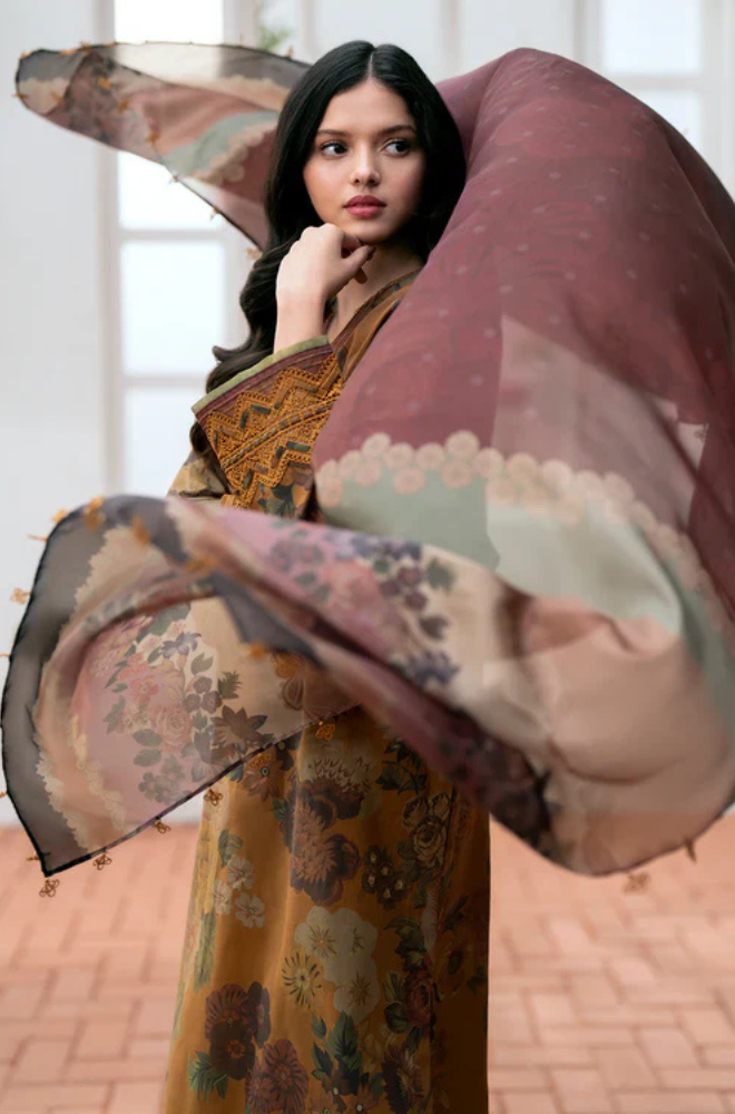 BAROQUE 3PC KARANDI PRINTED SHIRT WITH KARANDI PRINTED DUAPTTA AND TROUSER-813