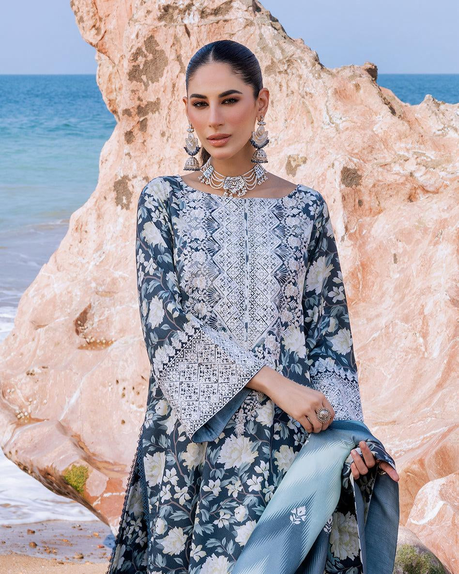 ZAINAB CHOTTANI ( KHADDAR )